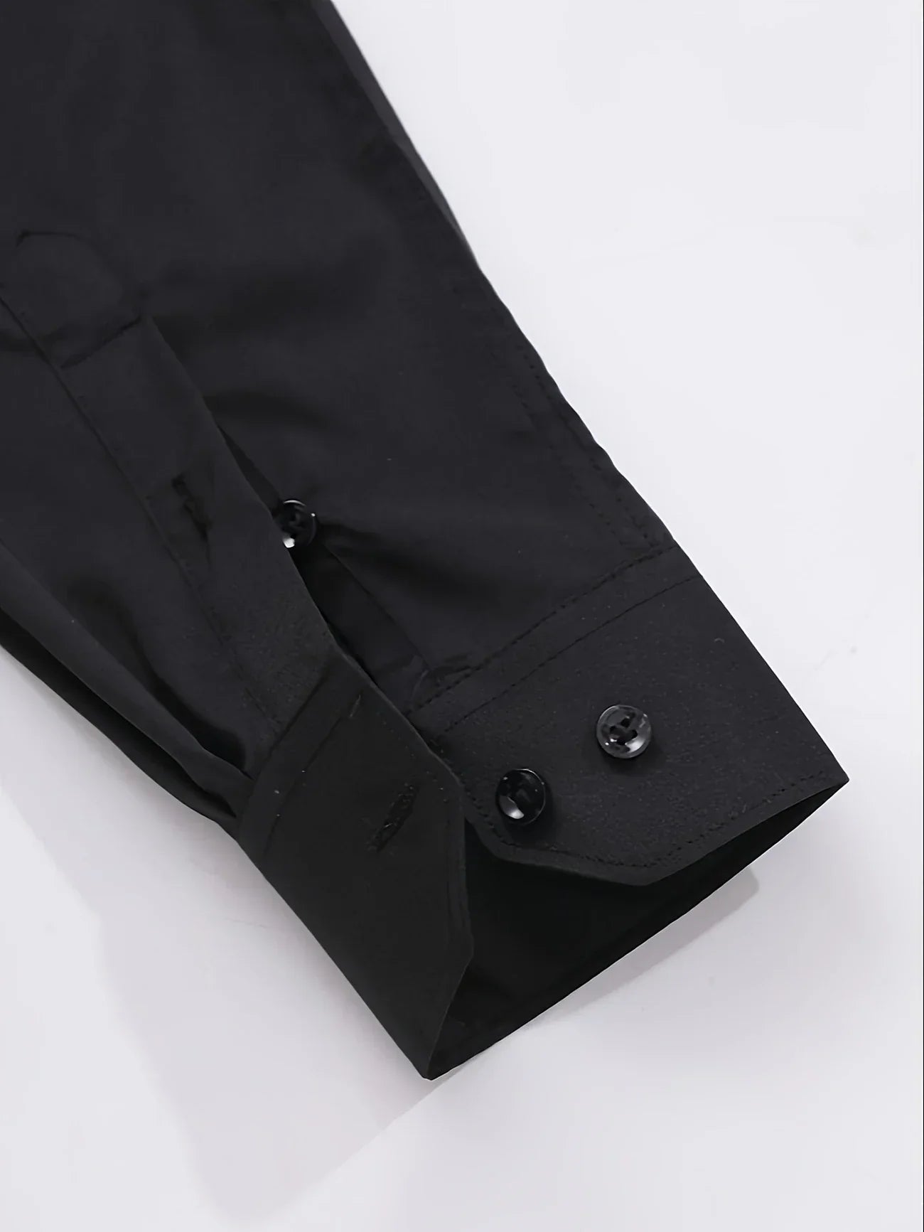 James™ | Elegant Long Sleeve Button-Up Shirt